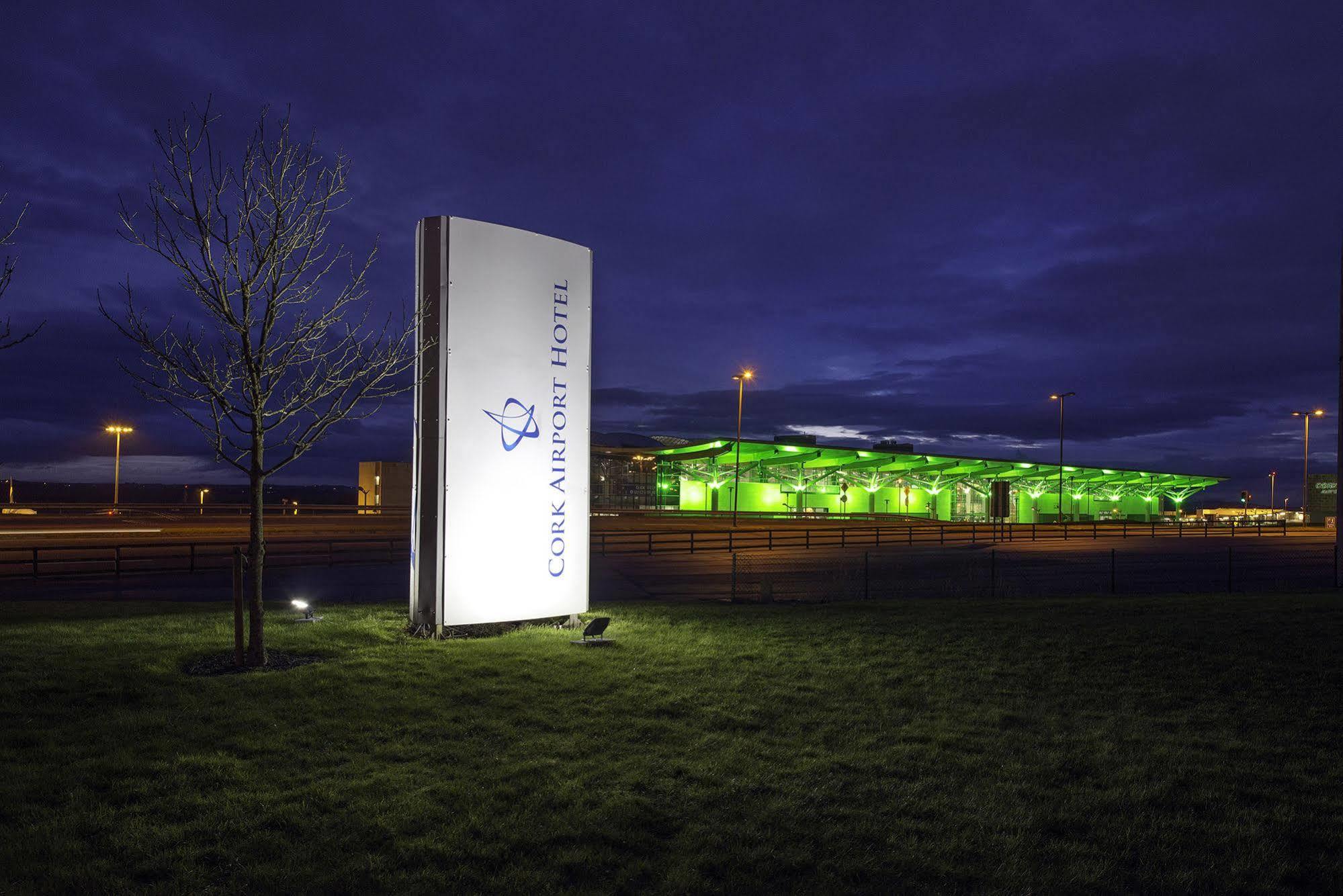 Cork Airport Hotel Exterior photo